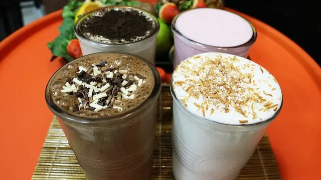 Milkshake jika dikonsumsi berlebihan akan berdampak meningkatkan kadar kolesterol di tubuh/pixabay