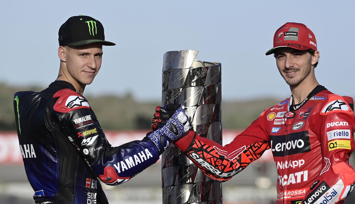 Pembalap Ducati, Francesco Bagnaia layak menjadi unggulan pada persaingan menjadi juara dunia MotoGP 2022. Pecco yang sudah unggul 23 poin atas Quartararo di musim ini merupakan pemenang balapan di Ricardo Tormo musim lalu. (AFP/Javier Soriano)