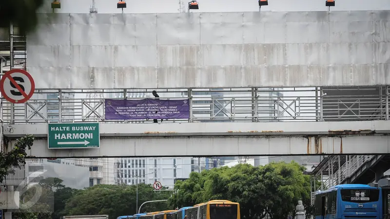 20160928-Rencana Larangan Iklan di JPO-Jakarta