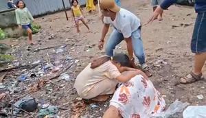 Istri Bandar Sabu Pura-Pura Pingsan Saat Terciduk Bawa Sekarung Sabu Lalu Kabur