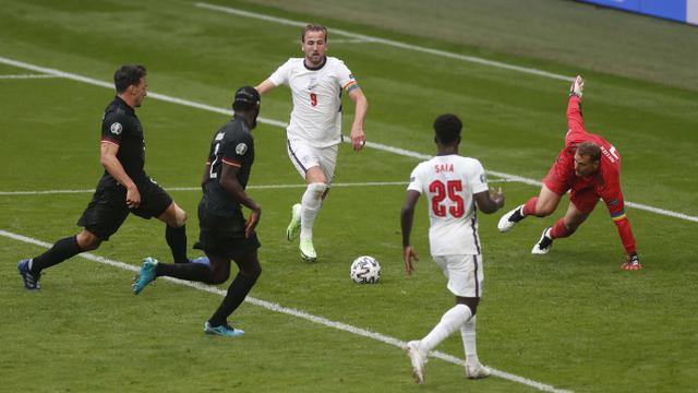 Foto Piala Eropa: Jerman Tak Berdaya, Inggris ke Perempat Final Euro 2020 Berkat Gol Sterling dan Harry Kane