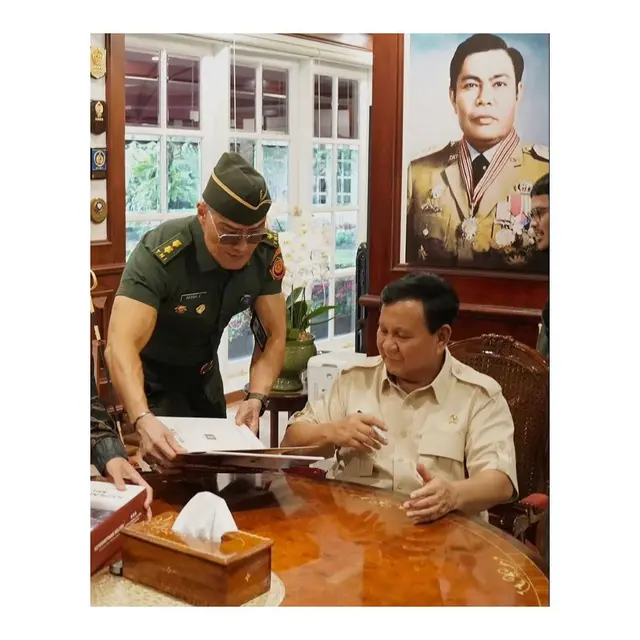 Prabowo dan Deddy Corbuzier. (Foto: Dok. Instagram @prabowo)