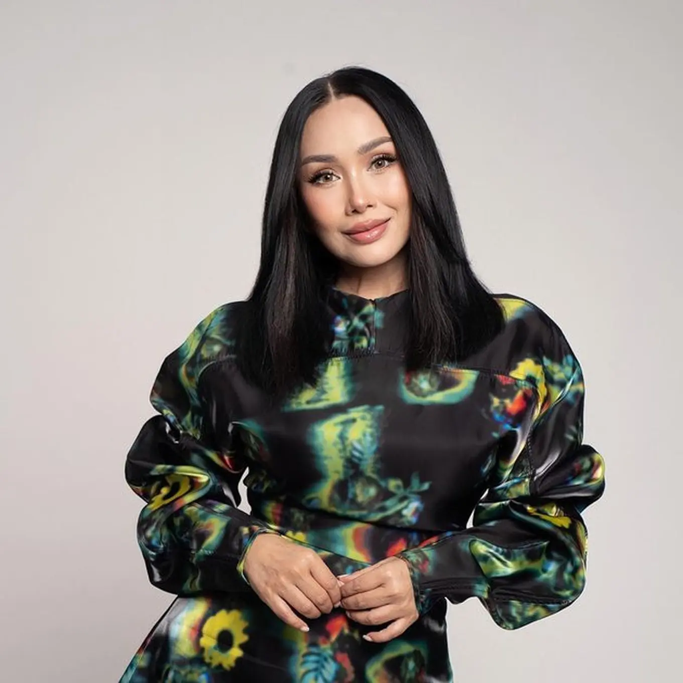 Setelah Operasi Anti Aging, Ini 7 Potret Transformasi Titi DJ yang Awet ...