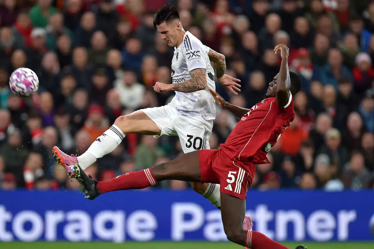 Bertandang ke Markas Liverpool, Manchester United Bikin Publik Anfield Membisu