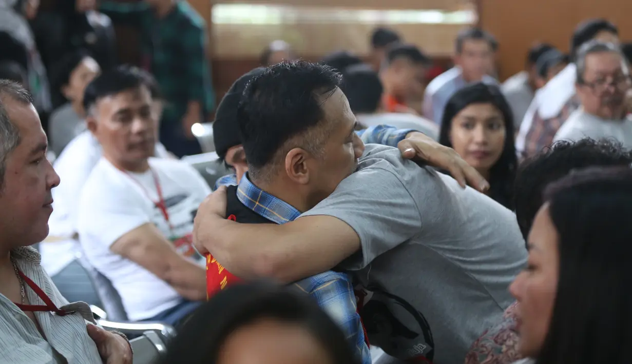 Artis Dukung Tio Pakusadewo