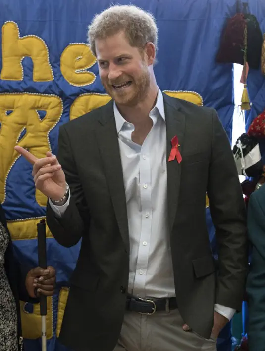 Sumber juga mengatakan, Pangeran William dan istrinya, Kate Middleton sangat mengagumi sosok Meghan. Lantaran itu mereka sangat bangga pada Harry yang berhasil menaklukkan hati Meghan. (AFP/Bintang.com)