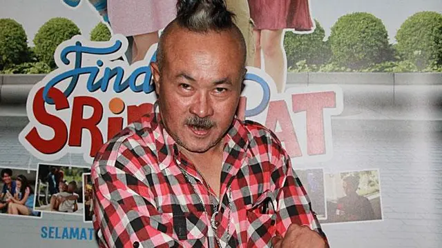 Rambut Ahmad Dhani Mirip Gogon?