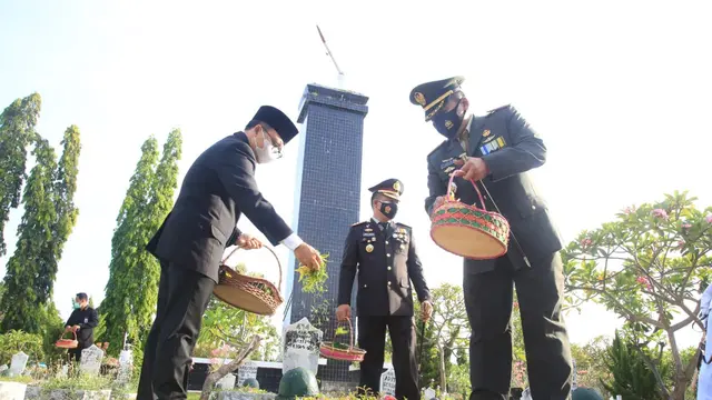 Peringatan Hari Pahlawan, Bupati Anas: Momentum Tingkatkan Prestasi Daerah