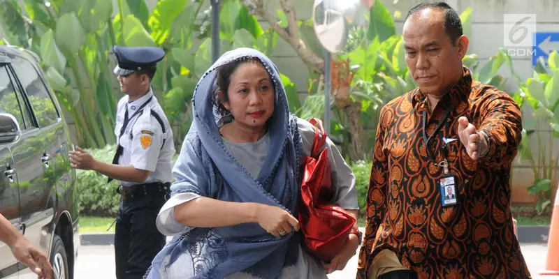 Terjaring OTT, Istri Muda Bupati Bengkulu Selatan Diperiksa KPK