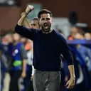 Cesc Fabregas Buka Suara soal Rumor Gantikan Michael Carrick di MU