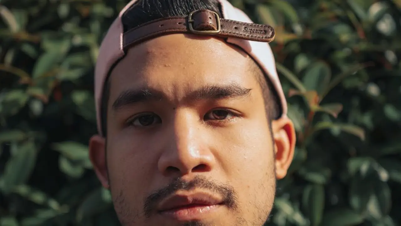 Ariel Nayaka (https://www.instagram.com/p/BniPXeTFoVP/)