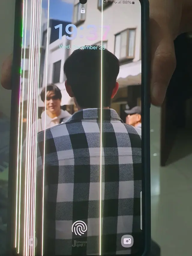 6 Momen Apes HP Bergaris Ini Bikin Elus Dada, Tampilan Tak Terlihat Jelas