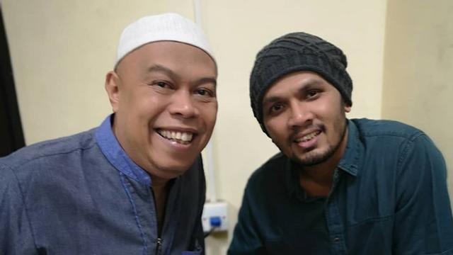 Lama Tak Muncul Ini 6 Potret Terbaru Teuku Edwin Yang Kini Berhijrah Hot Liputan6 Com