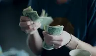 Panduan Bertahan Hidup ala Karjimut, Tips Mengatur Gaji Pas-pasan Tanpa Tersiksa