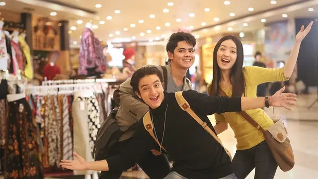 [Bintang] Aliando Syarief - Bryan Domani - Natasha Wilona