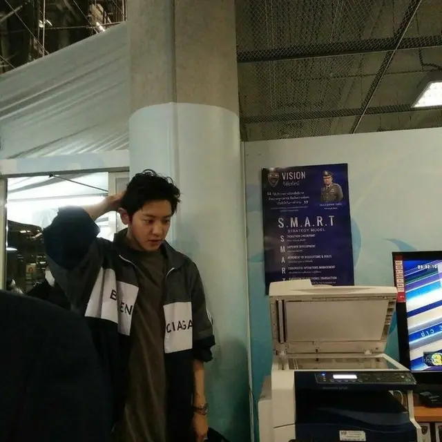 6 Editan Member EXO ketika Tinggal di Indonesia Ini Kocak, Berasa Bisa Digapai
