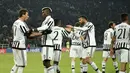Para Pemain Juventus merayakan gol  Mario Mandzukic (kiri)pada lanjutan liga Champion grup D antara Juventus vs Manchester City di Stadion Juventus, Kamis (26/11/2015) dini hari WIB.  (AFP Photo/Olivier)
