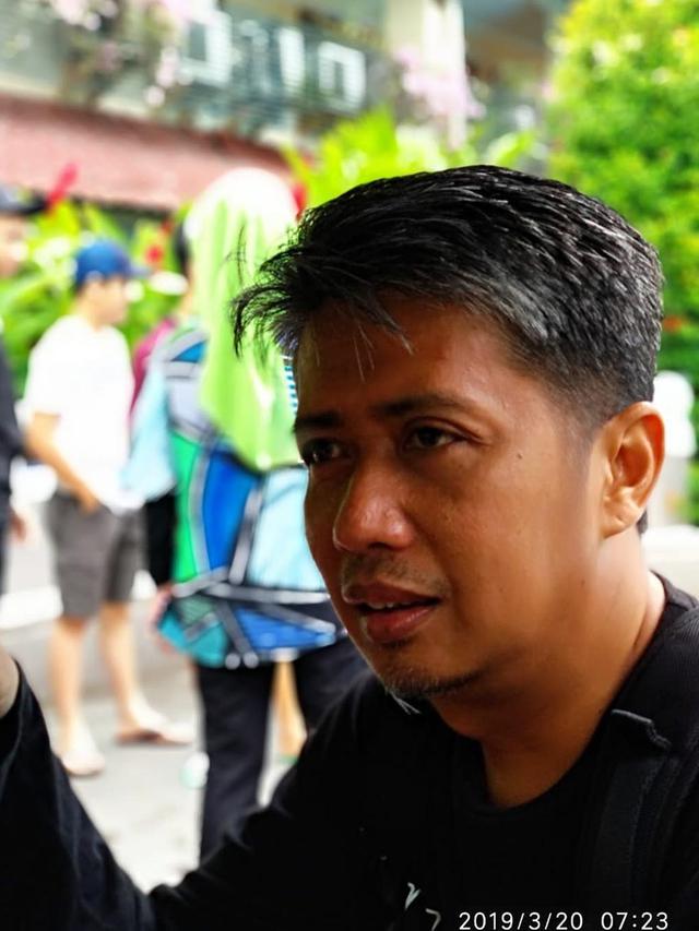 Jarang Terekspos, Ini 6 Potret Harry Nugraha, Mantan Suami Mulan Jameela