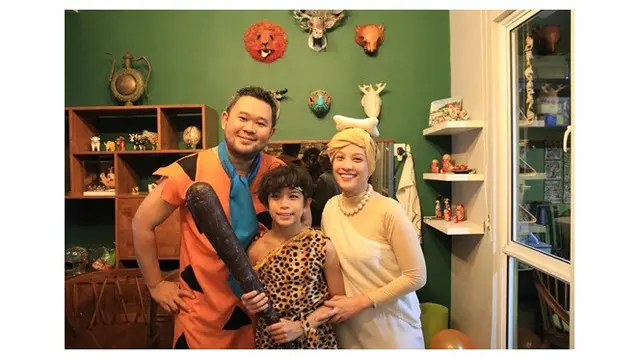 Ajukan Isbat Nikah, Ini 6 Potret Mesra Rachel Maryam dan Suami yang Jarang Tersorot