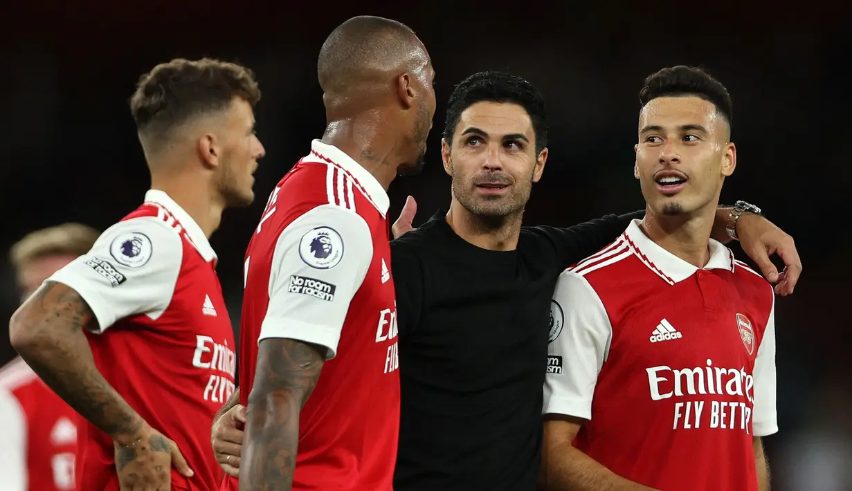 <p>Arsenal menjadi satu-satunya tim yang tidak terkalahkan hingga pekan kesepuluh Liga Inggris musim 2022/2023. Catatan mengagumkan tersebut tak lepas dari peran pelatih mereka, Mikel Arteta. Selama menukangi The Gunners, ia telah memakai jasa 50 pemain berbeda. Namun, ada beberapa pemain yang selalu menjadi kepercayaannya pada musim ini. Berikut daftarnya. (AFP/Adrian Dennis)</p>
