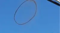Heboh Penampakan 'Cincin Hitam' di Langit Kazakhstan, Jejak UFO?