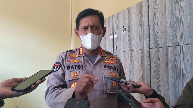 Kabid Humas Polda Jatim Kombes Gatot Repli Handoko. (Dian Kurniawan/Liputan6.com)