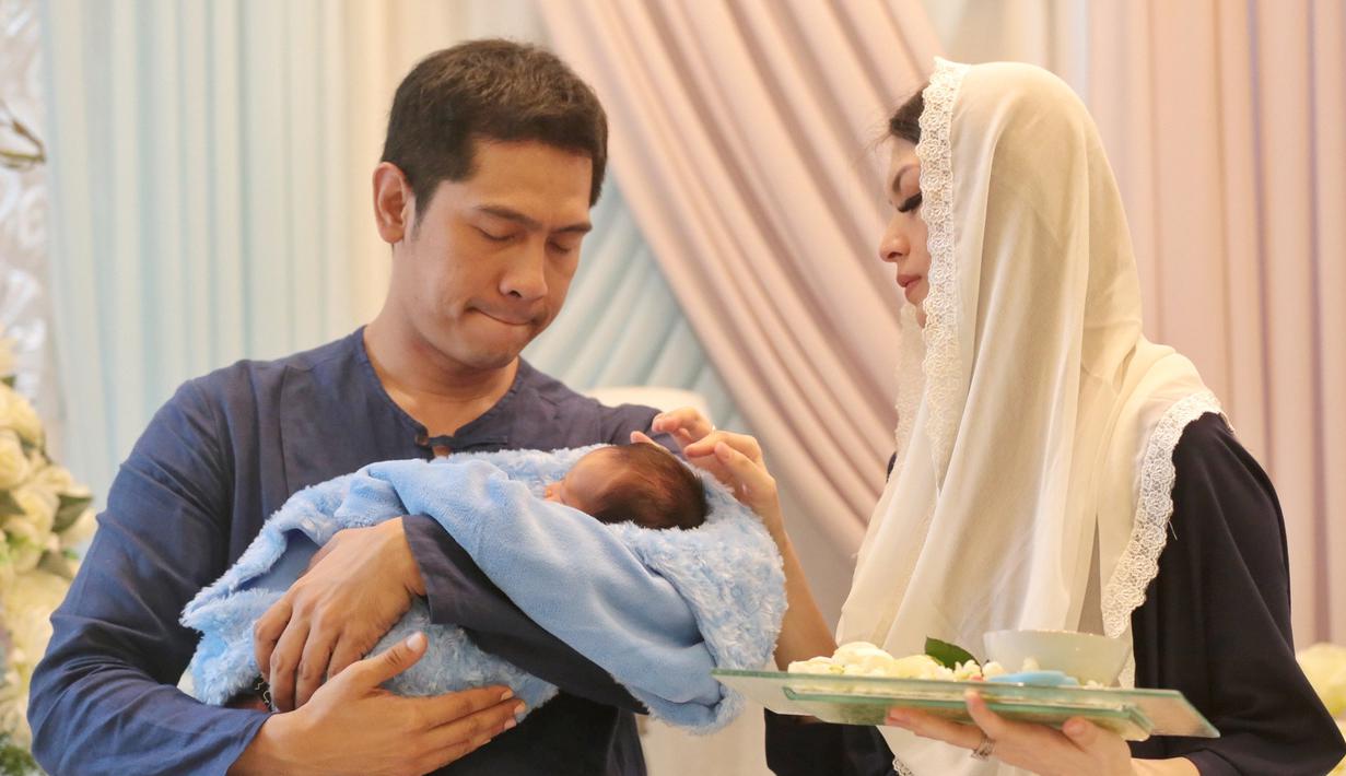 Suasana Akikah  Anak Kedua Adi Nugroho dan Donita News 