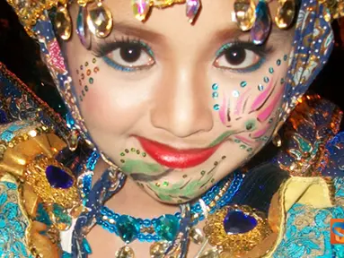 Citizen6, Solo: Solo Batik Carnival atau SBC 2011 yang digelar sangat menghibu sebagian besar masyarakat Surakarta dan sekitarnya. (Pengirim: Sugeng Santoso)