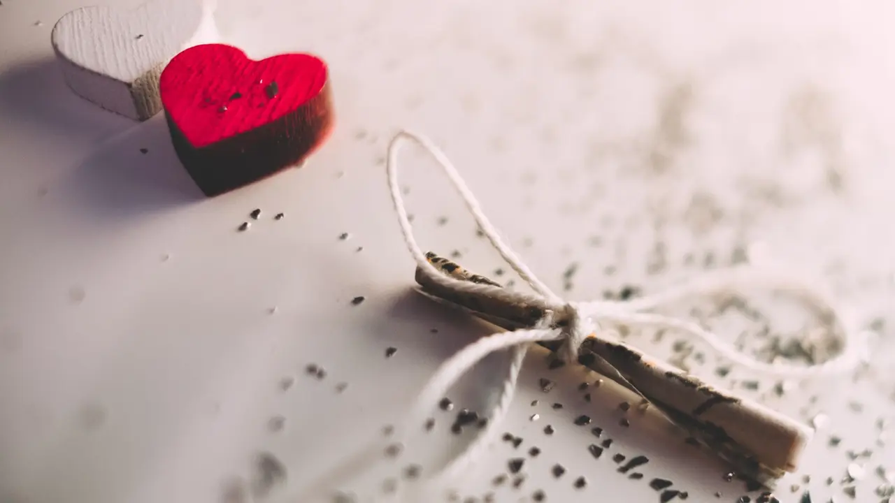 Ilustrasi cinta