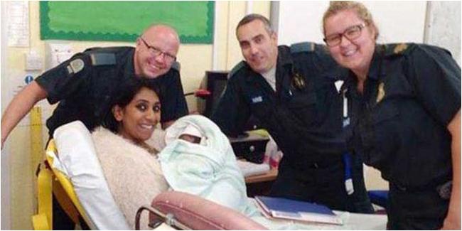 Diane dilarikan ke rumah sakit setelah melahirkan di dalam kelas (c)express.co.uk