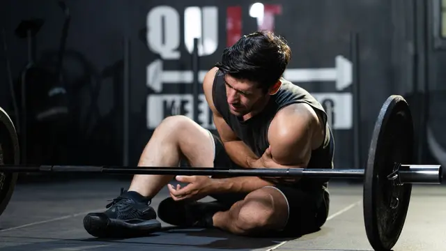 Habis Main Sepak Bola Kok Malah Loyo? Ini Lho Trik Bikin Badan Kembali Bugar ala Atlet Bola Profesional