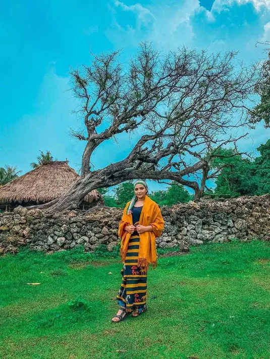 Mengaku tidak terlibat banyak dengan acara pernikahan anak perempuannya, Ashanty mengatakan prosesnya terbilang cepat. Bahkan ia mengibaratkan seperti mendirikan sebuah candi. (Instagram/ashanty_ash)