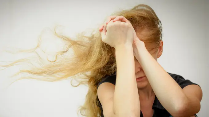 Bukan Cinta, Ini yang Bikin Generasi Milenial Jadi Mudah Stres