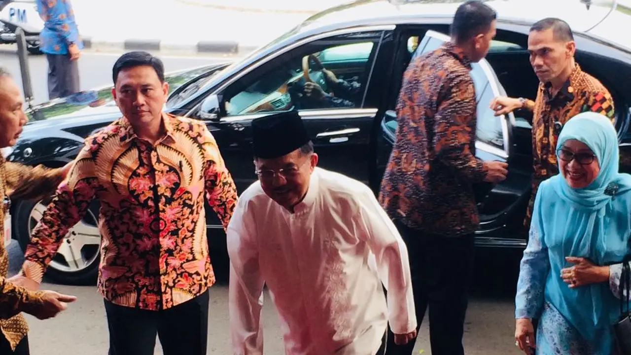 Wapres JK menghadiri buka puasa bersama di kediaman Chairul Tanjung