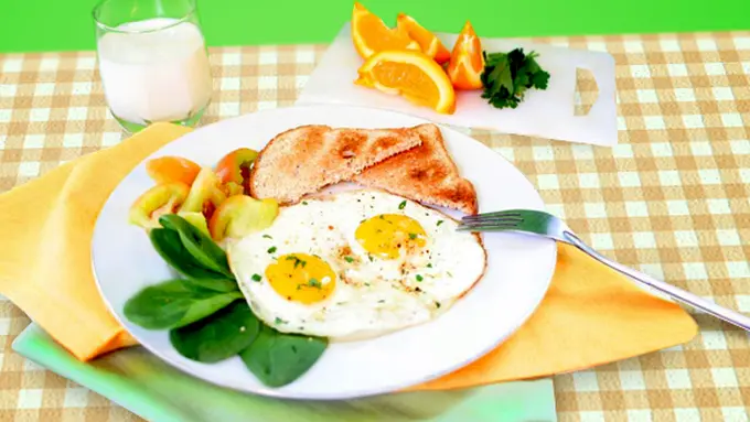 (C) shutterstock