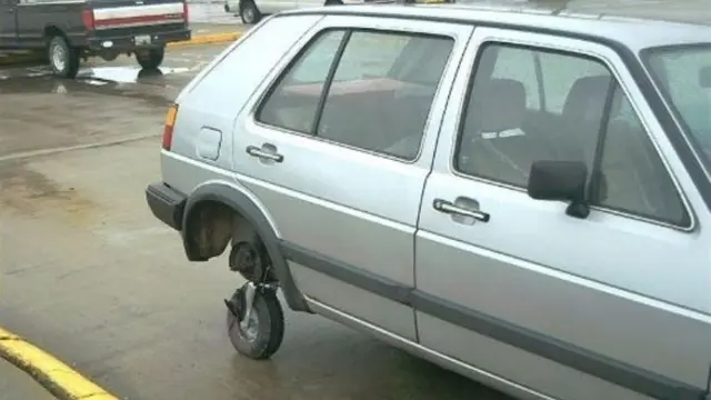 Bikin Gemes, 6 Lifehack Perbaiki Mobil Saat Mogok