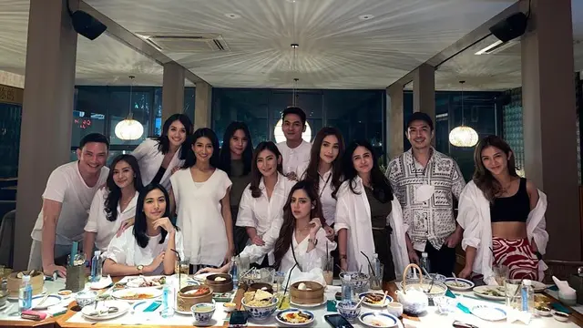 bintang FTV Suara Hati Istri mengadakan buka puasa bersama (Foto: Instagram/@adityaherpavi_r)
