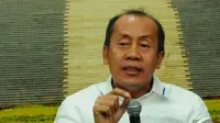 Anggota DPR Fraksi Partai Demokrat Saan Mustofa saat menjadi pembicara pada diskusi "Nasib Perpu Pilkada Pasca Munas Golkar" di Gedung Parlemen, Senayan, Jakarta, Jumat (5/12/2014). (Liputan6.com/Andrian M Tunay)