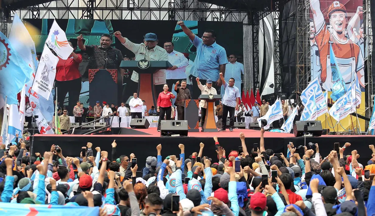 Presiden Prabowo menggarisbawahi perlunya peran negara dalam menyokong kehidupan kaum buruh jadi lebih baik. (Liputan6.com/Angga Yuniar)