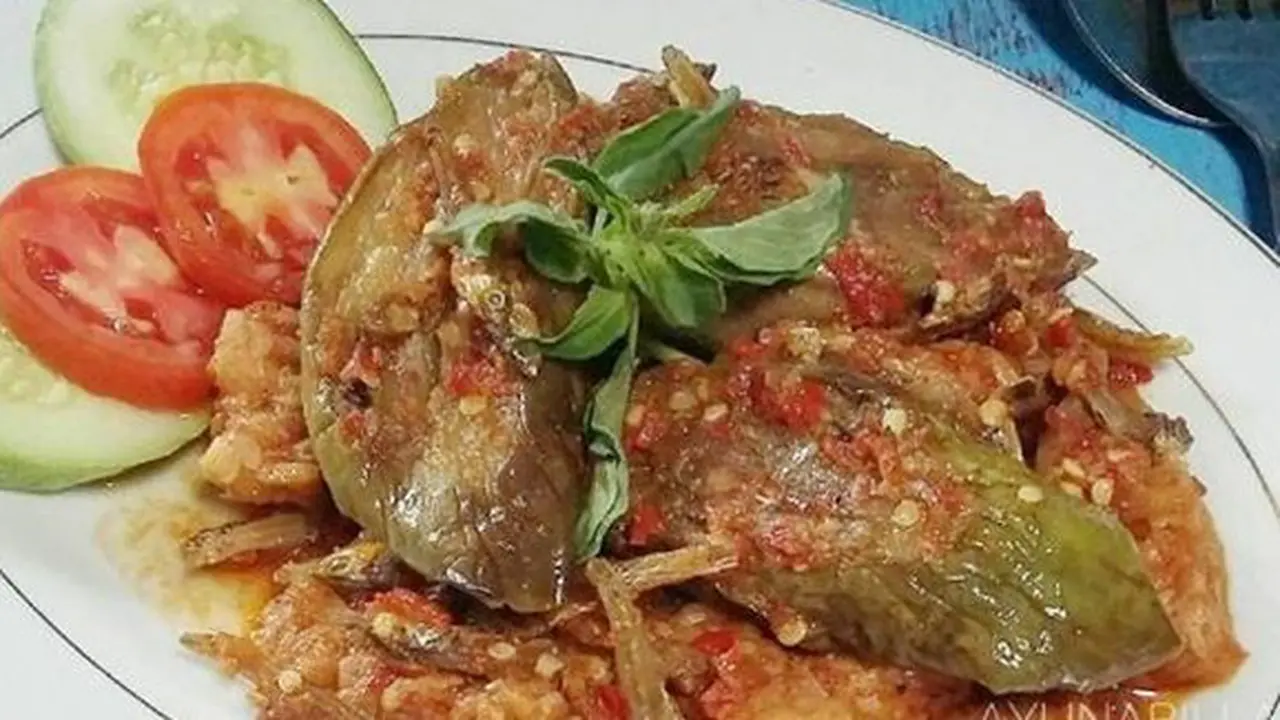 Sambel terong teri tempe./Copyright cookpad.com/AyuNabillaRumaropen