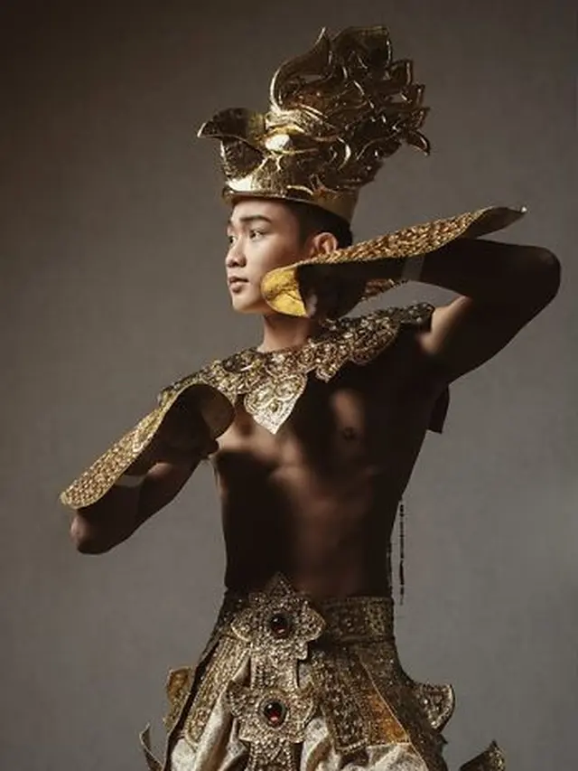 7 Potret Keren Gaya Busana Nasional Mister Global 2019