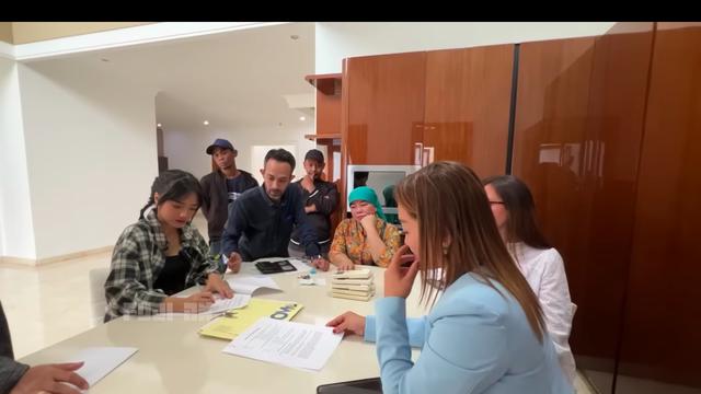 Fuji Beli Rumah Mewah di Kawasan Elit Seharga Rp 12 Miliar, Langsung Dibayar Cash. (YouTube Fuji An)