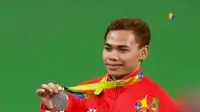 Cabang angkat besi meraih medali perak Olimpiade Rio 2016. Sementara lagu Indonesia Raya yang diiringi angklung membahana di Inggris Raya.