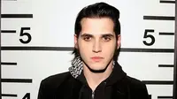 My Chemical Romance Bubar, Gitaris Banting Setir Jadi Vokalis