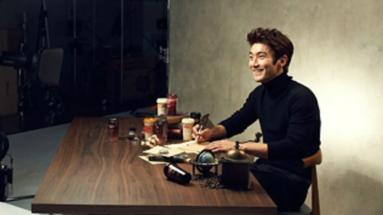 Siwon `Super Junior`