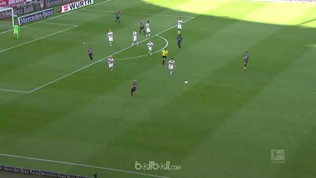 Berita video highlights Bundesliga 2017-2018 antara Stuttgart melawan Augsburg dengan skor 0-0. This video presented by BallBall.