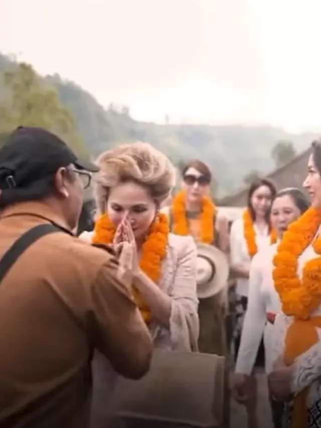 Dewi Soekarno (Instagram/uwutimeline)