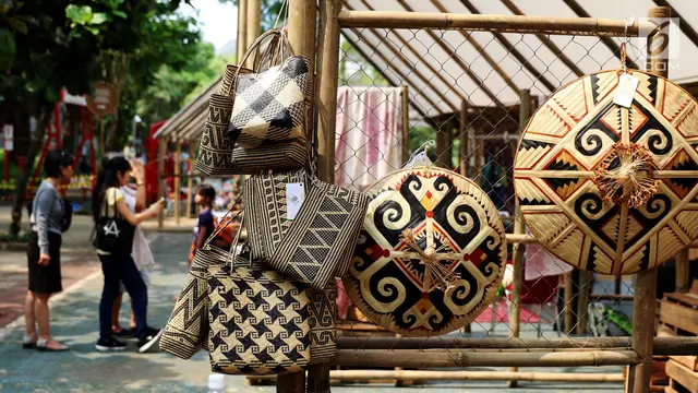 Berburu Produk Unik  dan Khas di Festival Panen Raya Nusantara