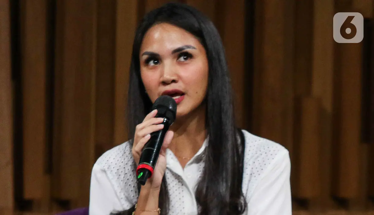 Acara ini akan digelar dengan konsep intimate dan healthy lifestyle, mengundang sahabat serta rekan selebriti yang menyukai tenis untuk berkompetisi dalam suasana yang sehat. (Liputan6.com/Herman Zakharia)
