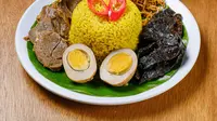 5 Rekomendasi Nasi Kuning Enak di Makassar, Cita Rasa Tradisional yang Tak Pernah Pudar